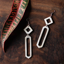 Load image into Gallery viewer, Kimaka Statement Drop Earrings.