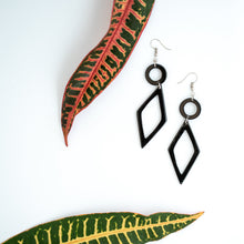 Load image into Gallery viewer, Kimaka Diamond-shaped Drop Earrings.