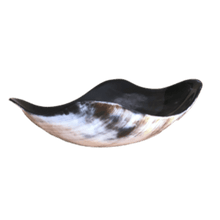Load image into Gallery viewer, Kimaka Curved Decorative Accent Bowl.