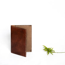 Load image into Gallery viewer, Full-grain Small Leather Wallet.